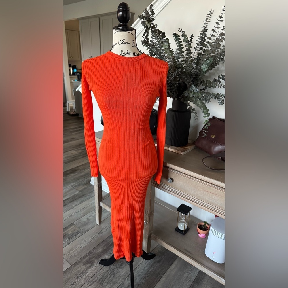 Zara Elegant Orange Ribbed Knit Dress